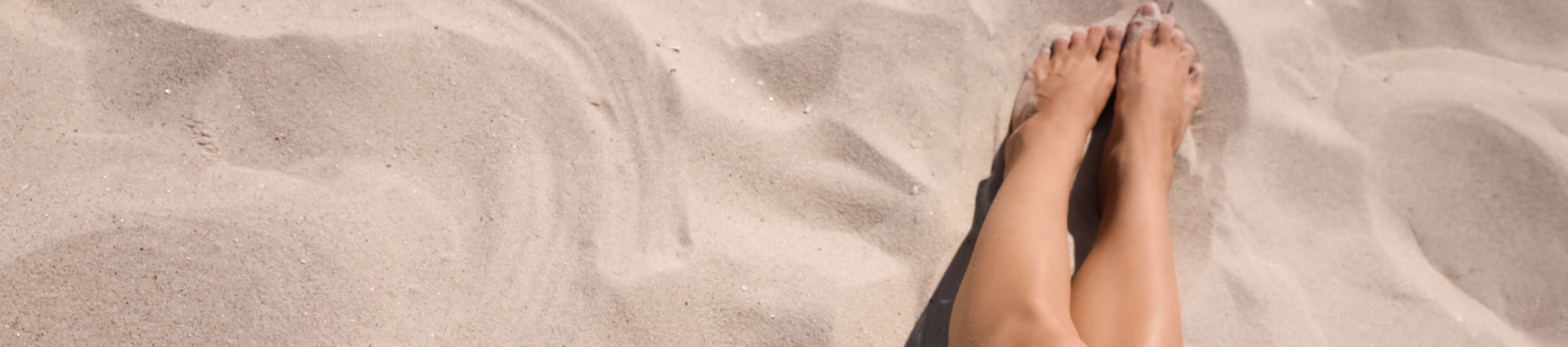 Ζέστη & πόδια: μήπως επιβάλλεται μια επίσκεψη στον αγγειοχειρουργό για τη φλεβική υγεία των ποδιών σας;